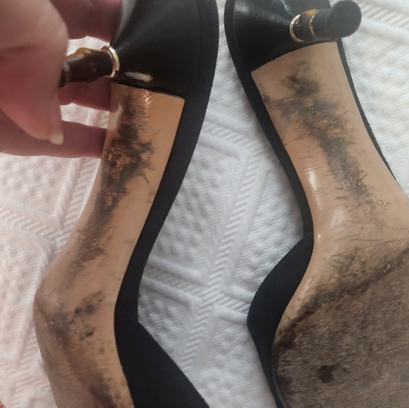 Gucci Elegant Black Heels - Picture 6 of 8